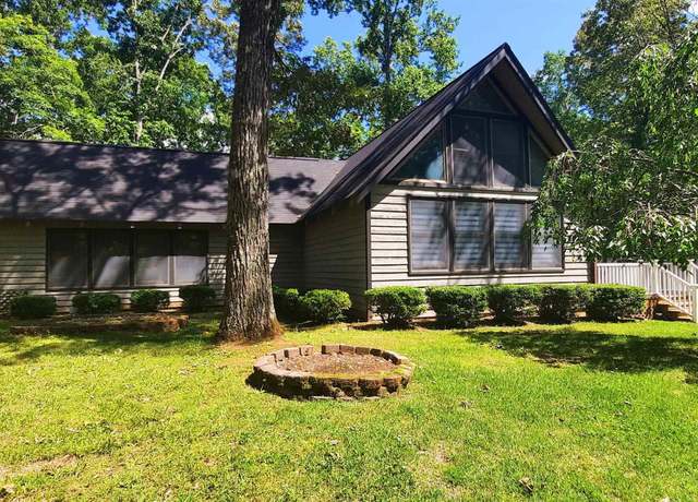 Property at 106 Roberts Cir, Wedowee, AL 36278, 3 beds, 2 baths