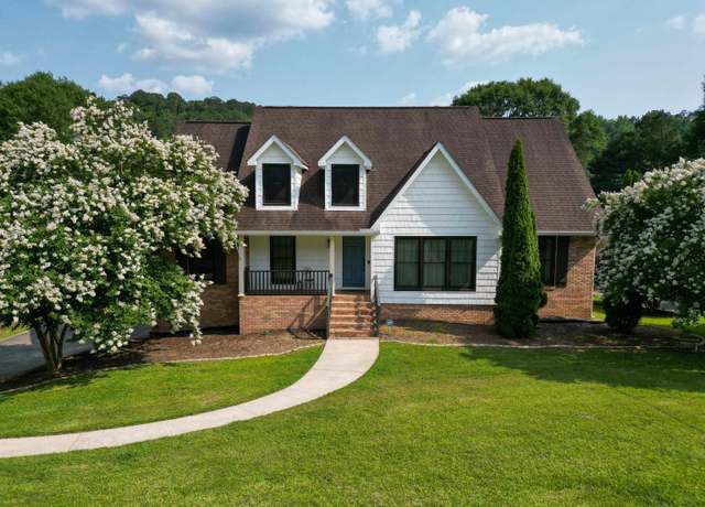 Property at 7835 Windsong Dr, Trussville, AL 35173, 4 beds, 4 baths