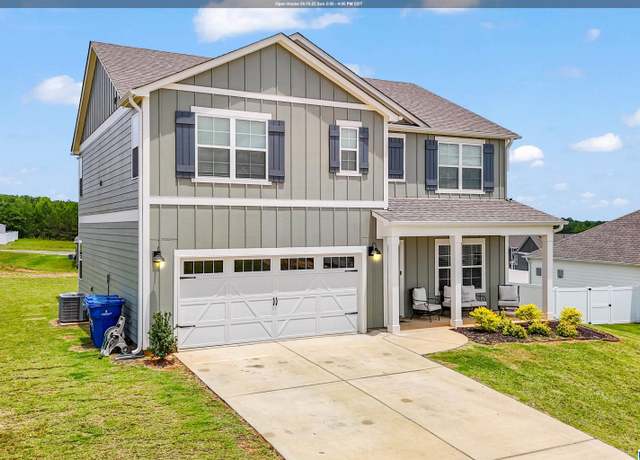 Property at 3001 Specklebelly Way, Alabaster, AL 35007, 5 beds, 3 baths