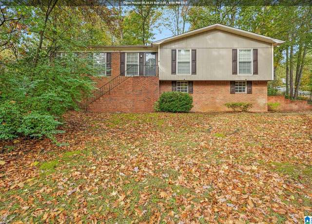 Property at 1836 Westridge Dr, Birmingham, AL 35235, 4 beds, 3 baths