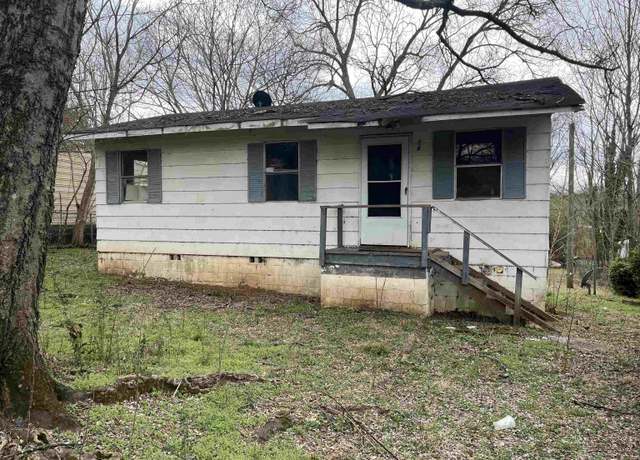 Property at 1812 Crescent Ave, Bessemer, AL 35020, 3 beds, 1 bath