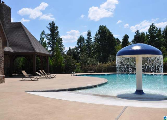 Property at 425 Stage Coach Blvd, Kimberly, AL 35091, 4 beds, 2 baths