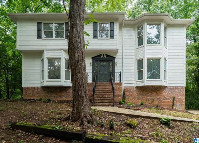 Property at 4912 Mountain View Pkwy, Birmingham, AL 35244, 4 beds, 2.5 baths