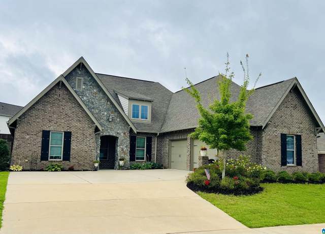 Property at 415 Griffin Park Ln, Birmingham, AL 35242, 3 beds, 2 baths