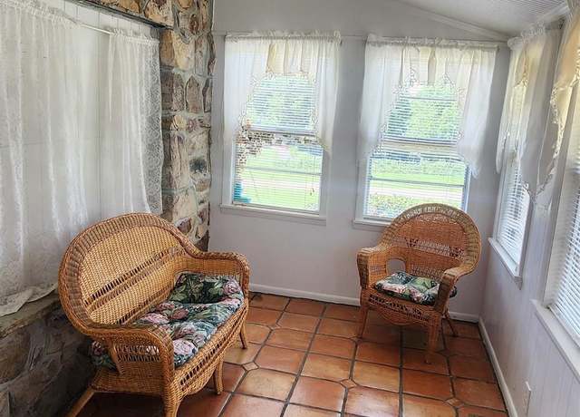 Property at 4204 County Road 29, Oneonta, AL 35121, 3 beds, 2 baths