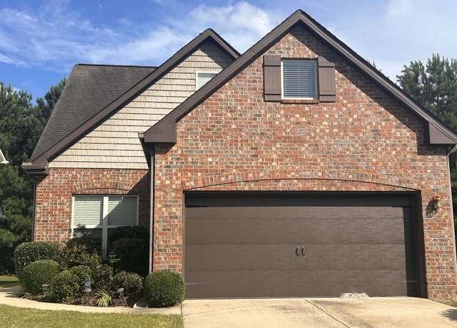 Property at 411 Glen Cross Way, Trussville, AL 35173, 4 beds, 2.5 baths