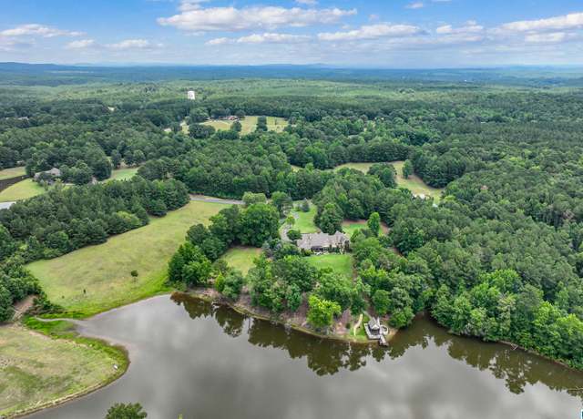 Property at 244 High Bridle Cir, Calera, AL 35040, 4 beds, 4 baths