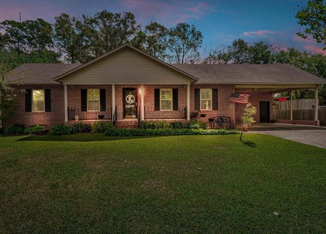 Property at 3355 Williams St, Hokes Bluff, AL 35903, 2 beds, 2 baths