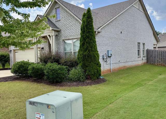 Property at 629 Round Rd, Maylene, AL 35114, 3 beds, 2 baths
