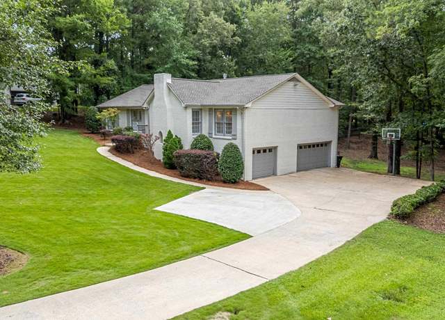 Property at 499 New Hope Mtn Rd, Indian Springs Village, AL 35124, 3 beds, 3 baths