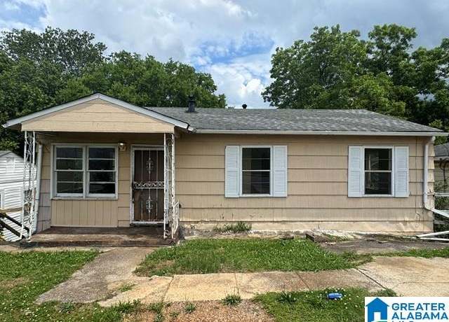Property at 1725 Dr Martin Luther King Jr Dr, Birmingham, AL 35211, 4 beds, 2 baths