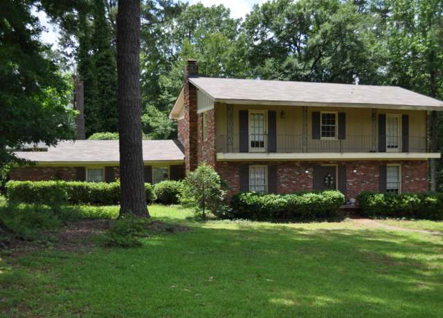 Property at 219 Pardue Dr, Valley Grande, AL 36701, 3 beds, 3 baths