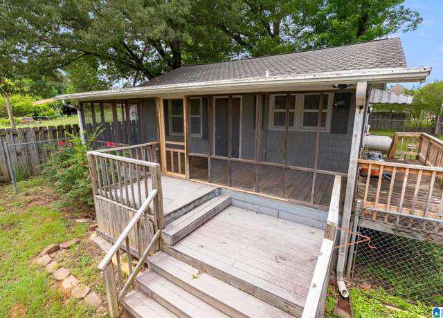 Property at 3080 Sherry Dr, Birmingham, AL 35022, 2 beds, 1 bath