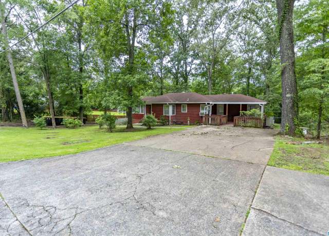 Property at 604 4th Ct, Pleasant Grove, AL 35127, 3 beds, 1.5 baths