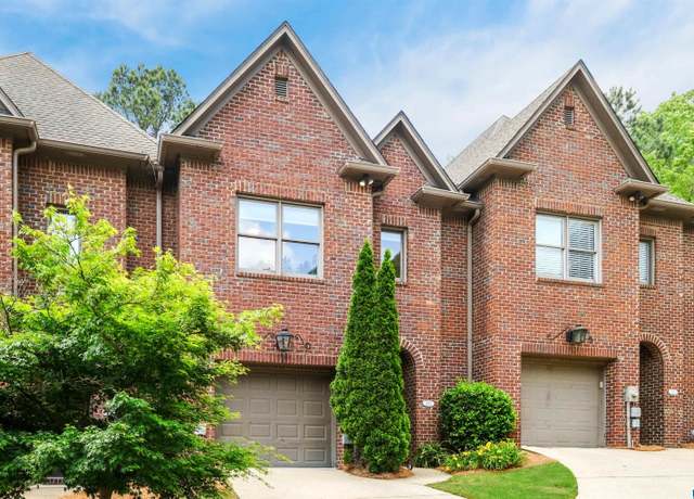 Property at 3821 Kinross Pl, Hoover, AL 35216, 3 beds, 3.5 baths