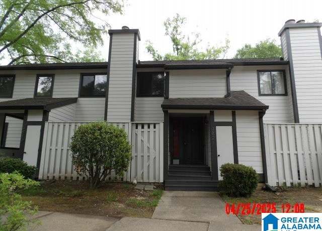 Property at 3821 Windhover Cir #6, Vestavia Hills, AL 35216, 3 beds, 2.5 baths
