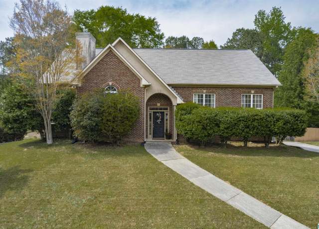 Property at 238 Pin Oak Dr, Chelsea, AL 35043, 4 beds, 3 baths