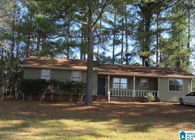 Property at 926 Henry Ct SW, Jacksonville, AL 36265, 3 beds, 2 baths