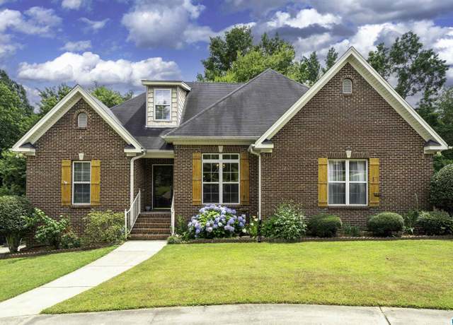 Property at 3130 Cahaba Park Dr, Trussville, AL 35173, 3 beds, 2.5 baths