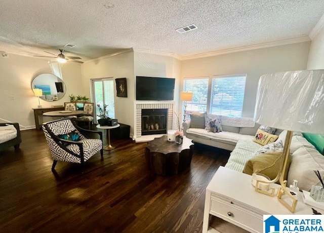 Property at 1904 Waterford Pl #1904, Hoover, AL 35244, 2 beds, 2.5 baths