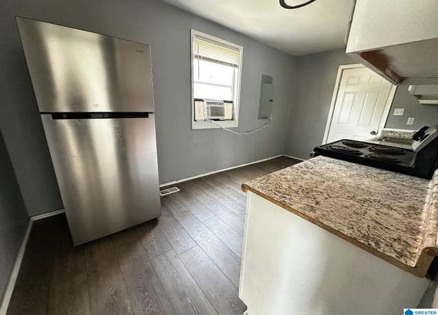 Property at 40 20th Ave S, Birmingham, AL 35205, 3 beds, 1 bath