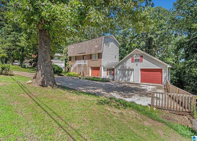 Property at 2323 Spencer Ln, Center Point, AL 35215, 3 beds, 1.5 baths