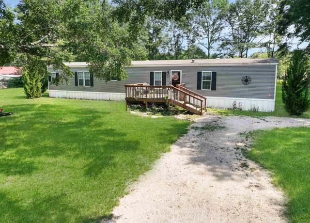 Property at 293 County Road 10, Maplesville, AL 36750, 3 beds, 2 baths