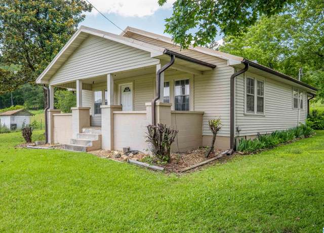 Property at 100 Crump Dr, Attalla, AL 35954, 3 beds, 1 bath