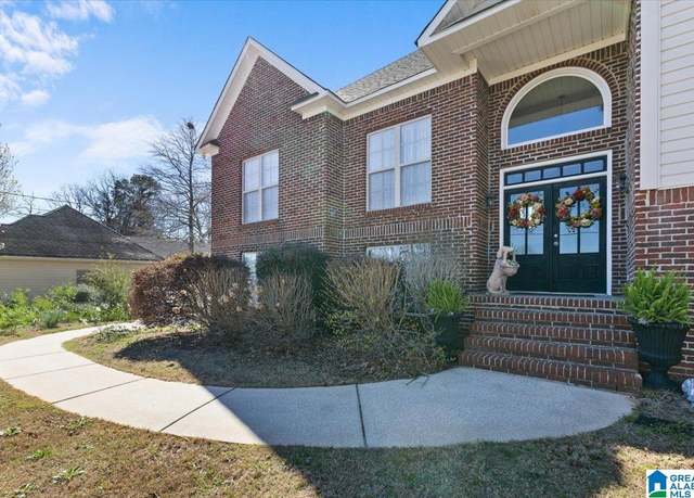 Property at 532 Woodland Ridge Rd, Odenville, AL 35120, 5 beds, 3 baths