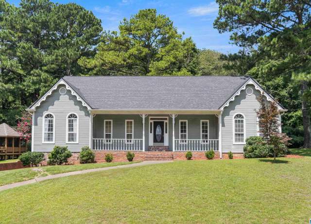 Property at 2112 Park Brook Ln, Birmingham, AL 35215, 3 beds, 2.5 baths