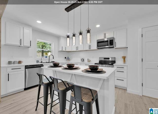 Property at 4231 Camp Horner Rd, Vestavia Hills, AL 35243, 3 beds, 2 baths