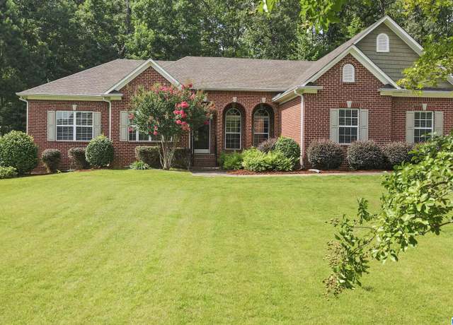 Property at 226 Thoroughbred Ln, Alabaster, AL 35007, 3 beds, 3.5 baths