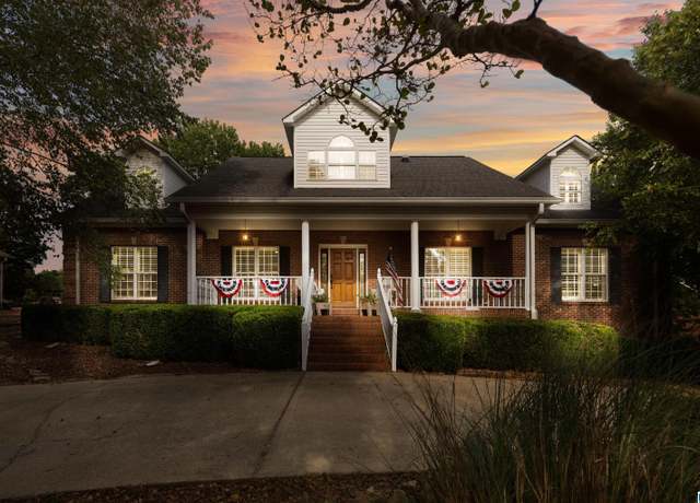 Property at 113 Azalea Hills Dr, Oneonta, AL 35121, 4 beds, 3 baths
