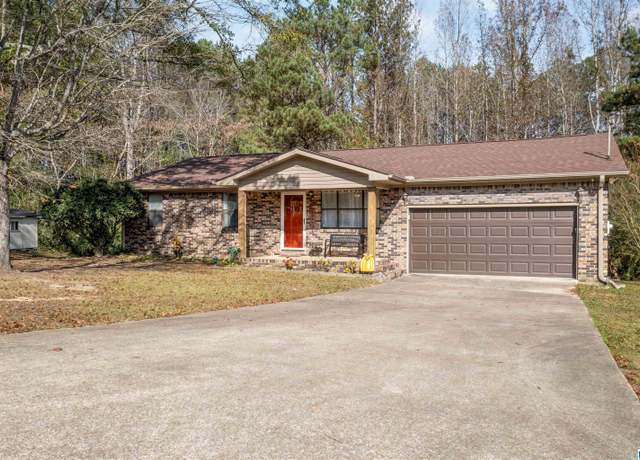 Property at 176 Brice Dr, Gadsden, AL 35904, 3 beds, 2 baths