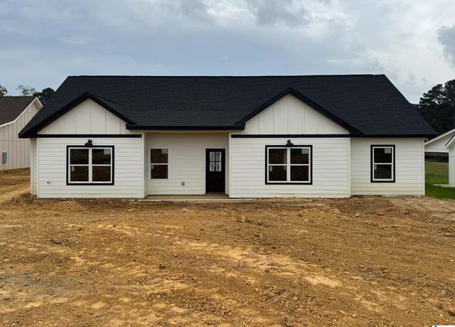 Property at 250 County Road 1462, Cullman, AL 35055, 3 beds, 2.5 baths