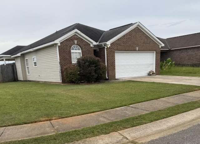 Property at 165 Roscommon Rd, Tuscaloosa, AL 35405, 3 beds, 2 baths