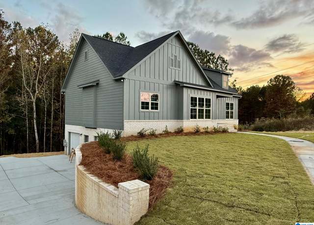 Property at 9225 Jardin Cir, Leeds, AL 35094, 3 beds, 2 baths