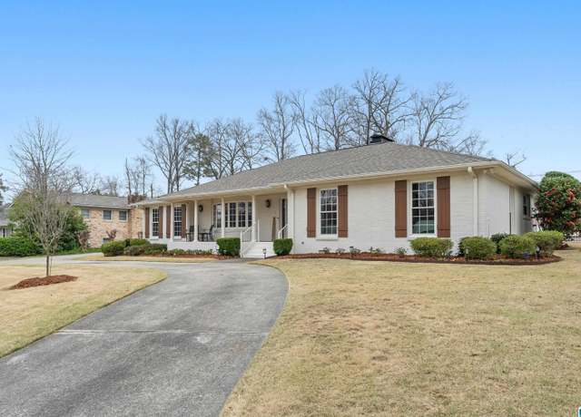 Property at 3325 Chartwell Rd, Hoover, AL 35226, 4 beds, 2.5 baths