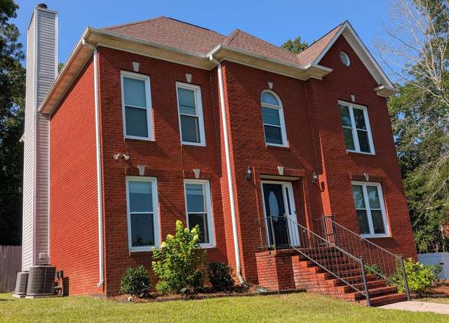 Property at 137 Broadmoor Ln, Alabaster, AL 35007, 4 beds, 2.5 baths