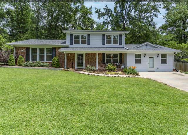 Property at 2205 Blue Ridge Blvd, Hoover, AL 35226, 4 beds, 2.5 baths