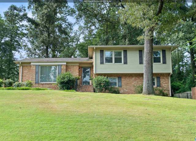 Property at 3430 Flintshire Dr, Hoover, AL 35226, 4 beds, 2 baths