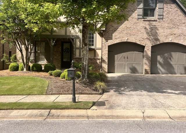 Property at 1664 Warren Ln, Vestavia Hills, AL 35243, 5 beds, 4 baths