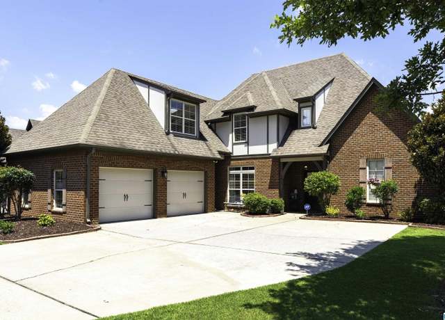 Property at 226 Kenniston Dl, Pelham, AL 35124, 3 beds, 2.5 baths