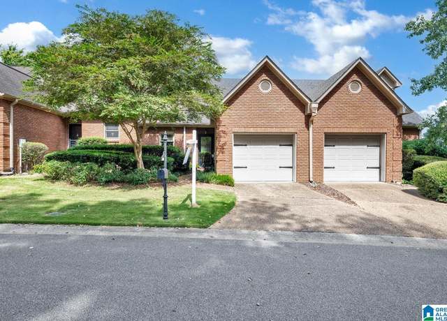 Property at 4620 Lake Valley Dr, Hoover, AL 35244, 2 beds, 2.5 baths