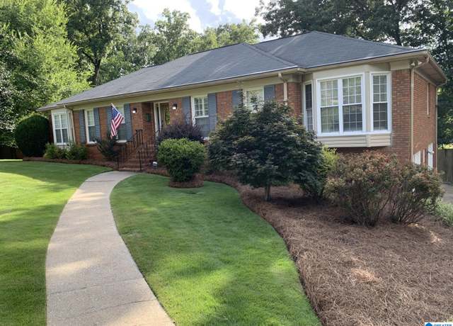 Property at 6516 Quail Run Dr, Pelham, AL 35124, 5 beds, 3 baths