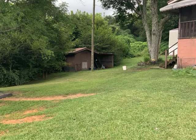Property at 185 Louis St, Odenville, AL 35120, 3 beds, 1 bath