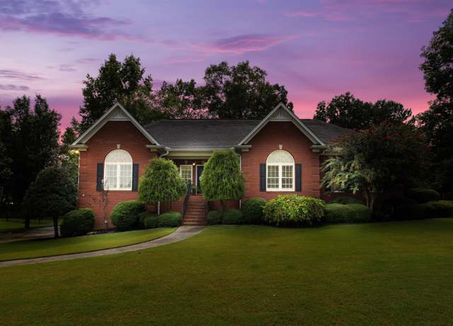 Property at 104 Azalea Trl, Oneonta, AL 35121, 3 beds, 3.5 baths