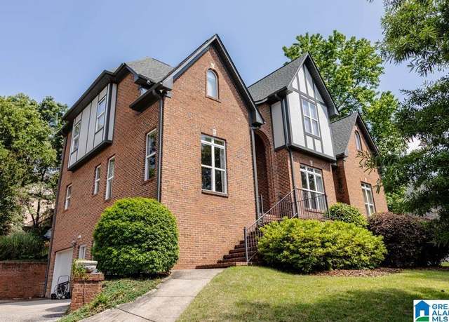 Property at 1066 Grand Oaks Dr, Hoover, AL 35022, 4 beds, 4 baths