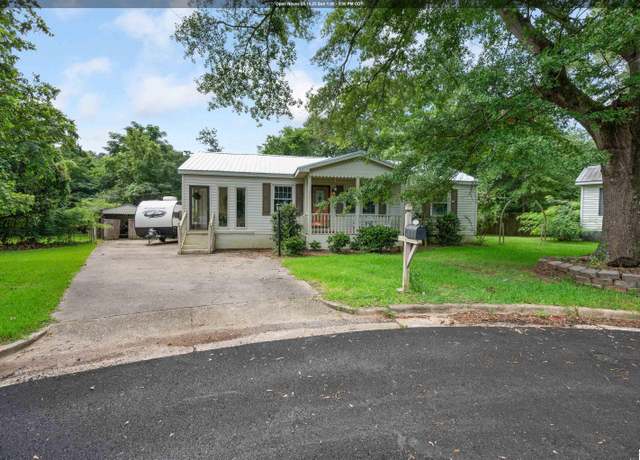 Property at 418 Allen Dr, Sylacauga, AL 35150, 4 beds, 2 baths