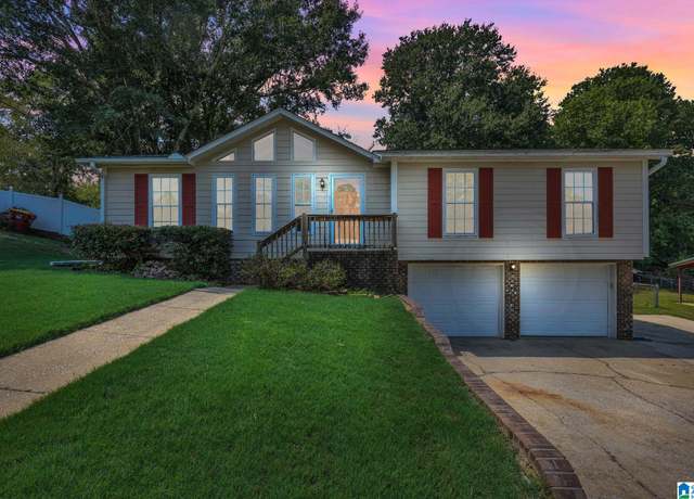 Property at 5096 Stonearbor Dr, Pinson, AL 35126, 3 beds, 3 baths